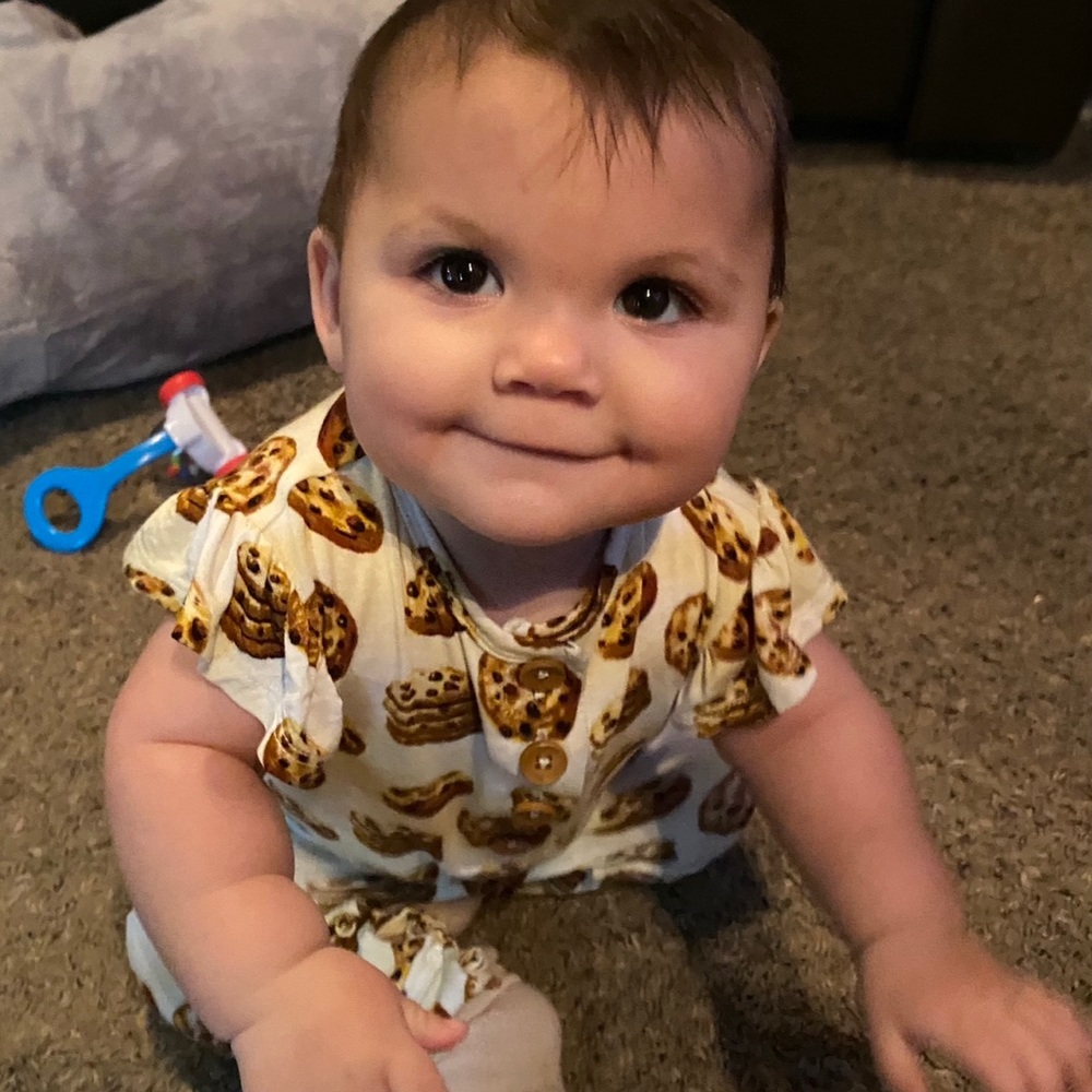 Posh Peanut Chip 12/18 Mnth Ruffle Butt Cap Sleeve Romper Milk and Cookies
